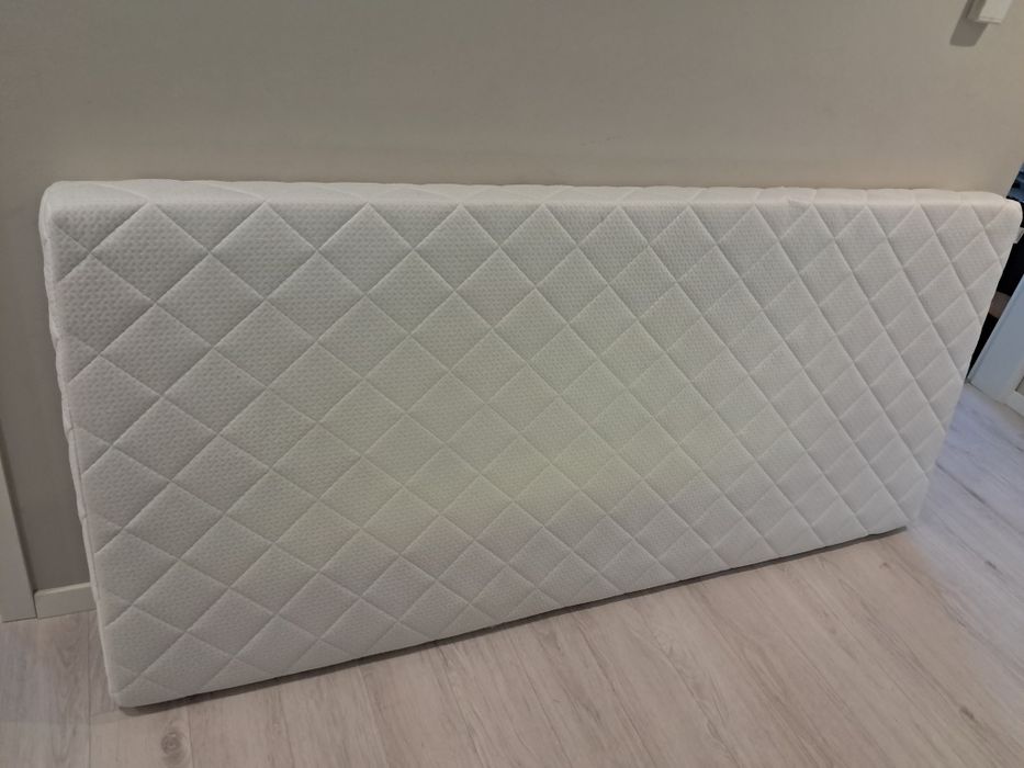 Materac 200x90x12 DreamZone.
