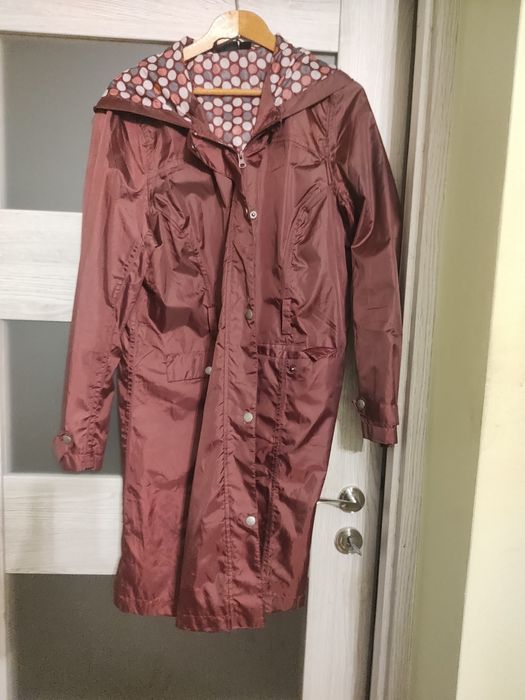 Damski płaszczyk przeciwdeszczowy