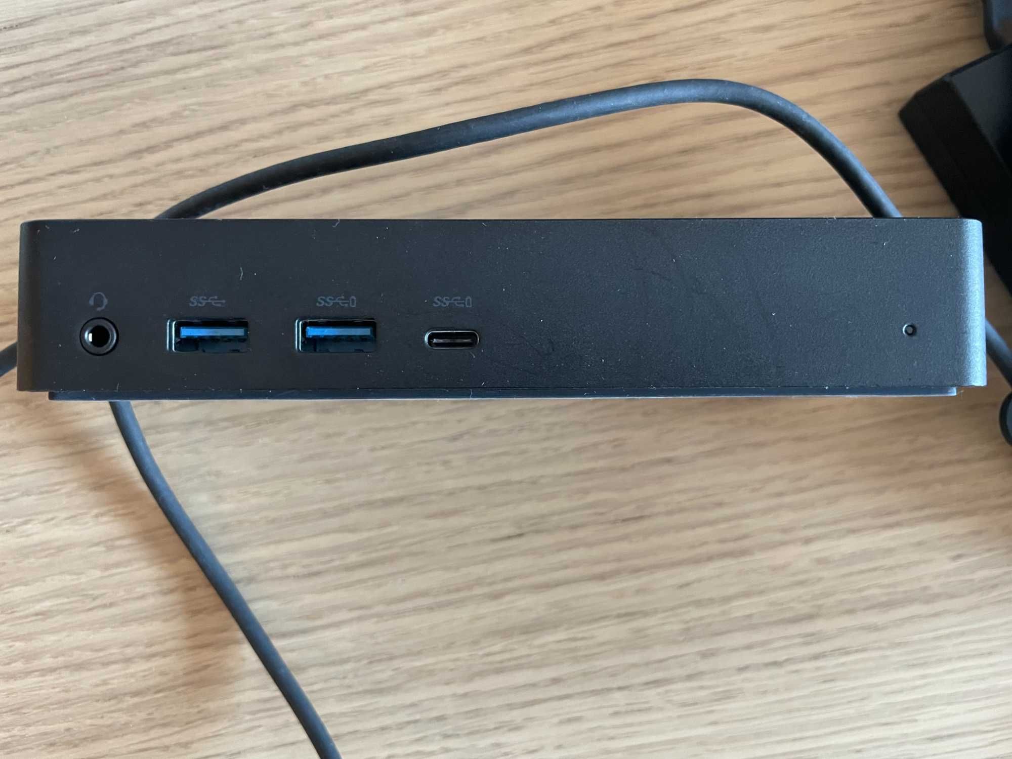 DELL D6000 Docking Station UBB 3.0 (USB Type-A e USB Type-C)