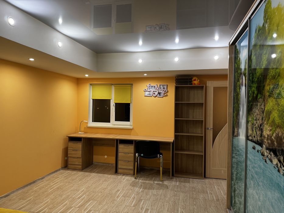 Оренда 2к дворівневої квартири з терасою біля Буча Пасаж