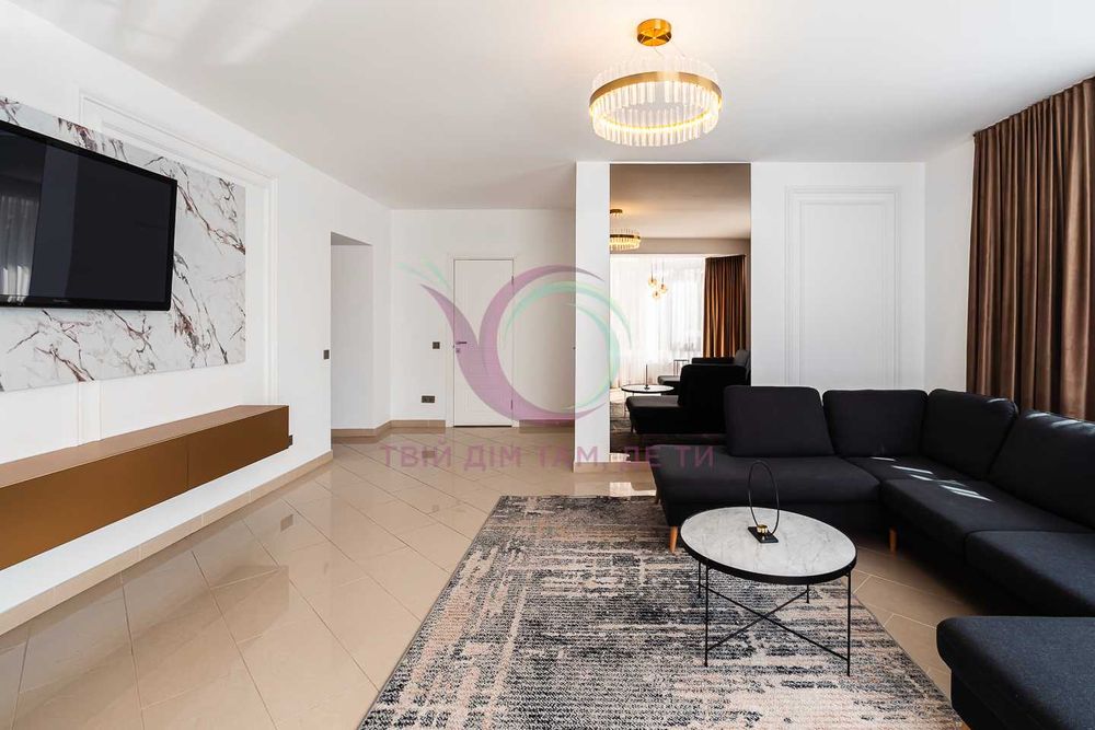 3-к. квартира з дизайнерським ремонтом по вул. Йосипа Сліпого.