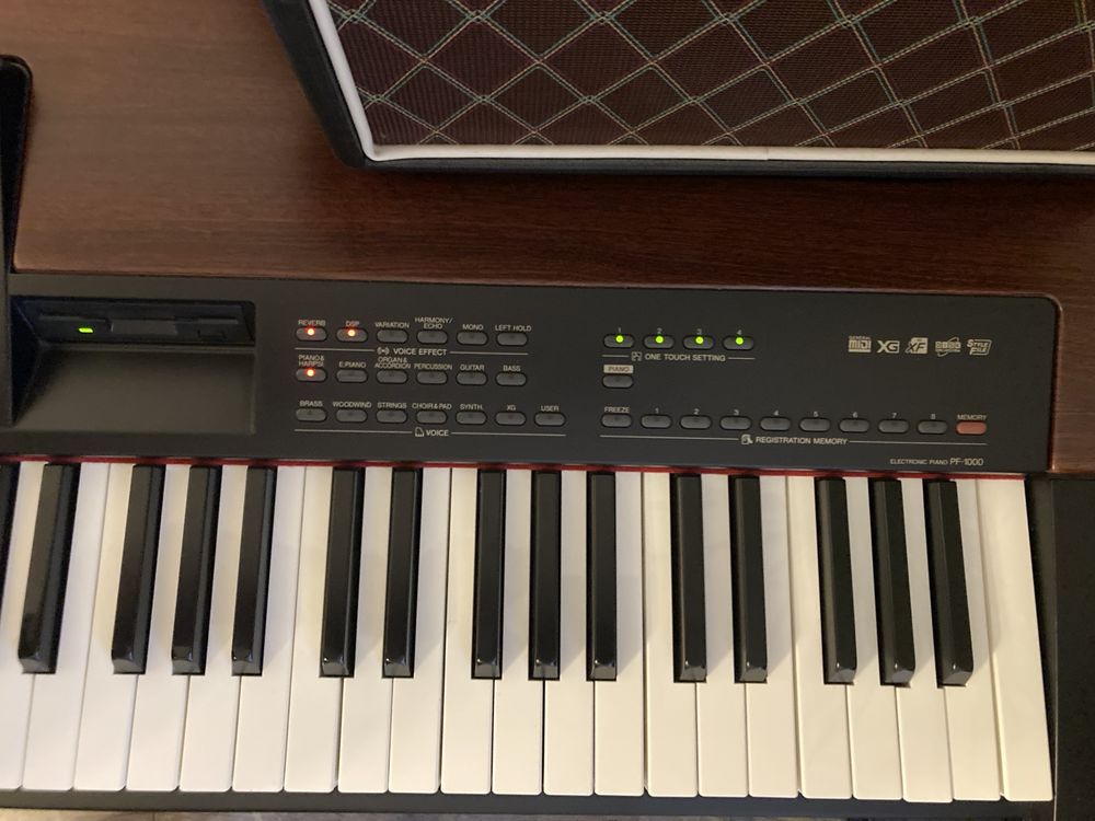 Pianino cyfrowe YAMAHA PF-1000