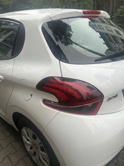 Продаю PEUGEOT 208 , 2016 р