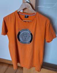 T-shirt usada laranja