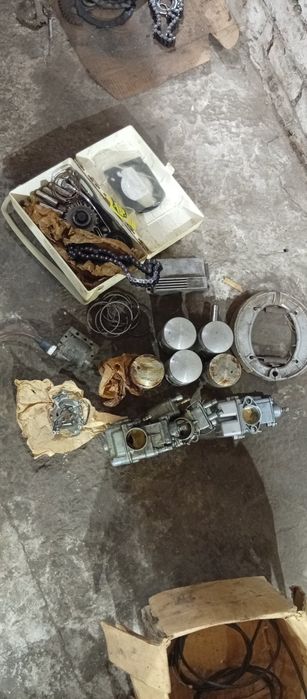 Поршня ЮПИТЕР,карбюраторы