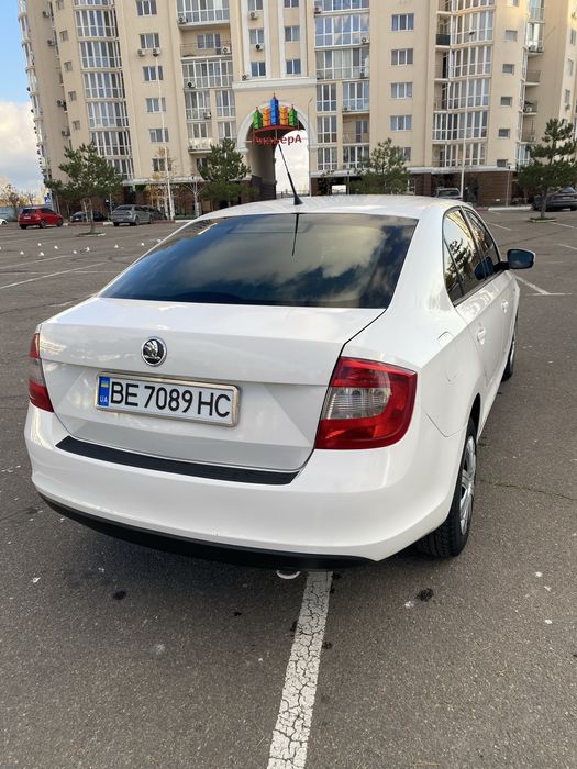 Продам Шкоду Рапид