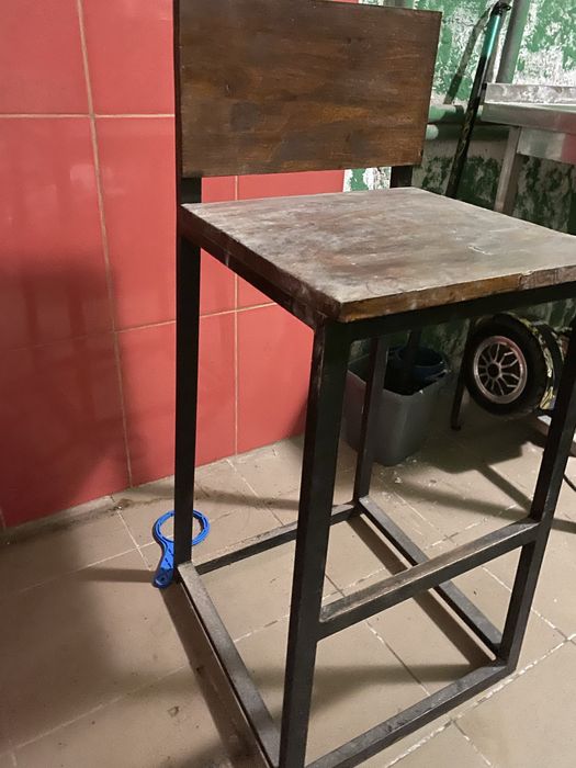 Крісла для пабу високе