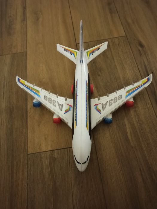 Samolot zabawka duży
