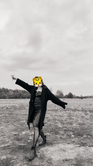 Пальто чорне оверсайз осіннє, розмір 42, мікс вовна 70%