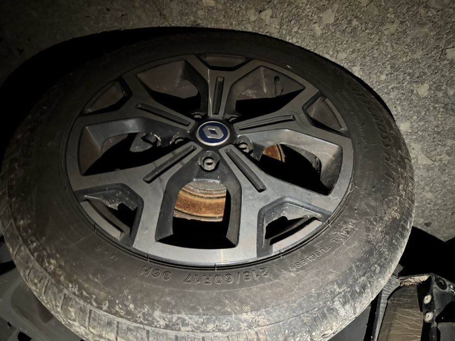 ПРОДАМ ДИСКИ+Шини 215/60/17 Renault Duster. (Дастер)В гарному стані.