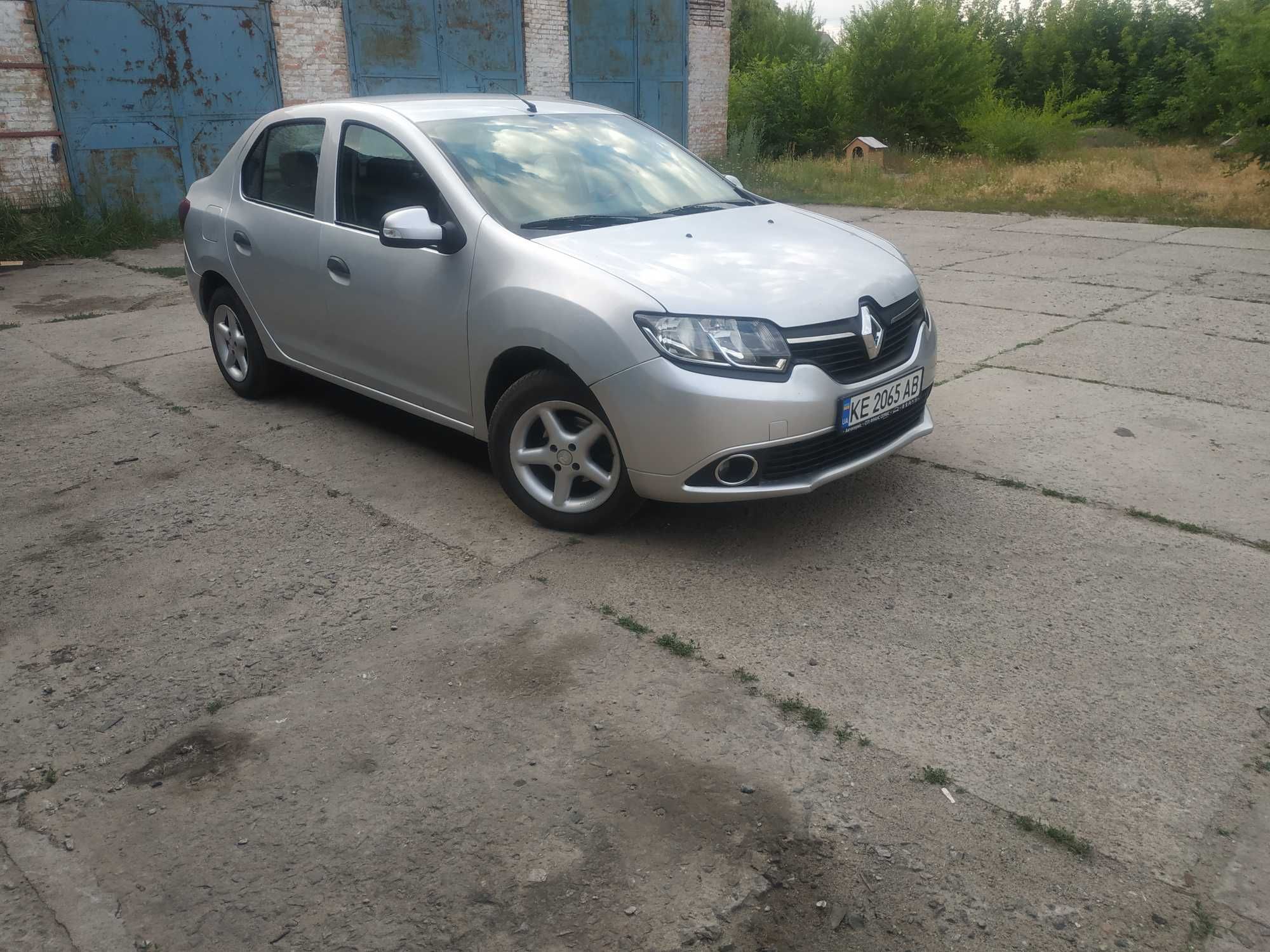 Продам Рено Логан 2