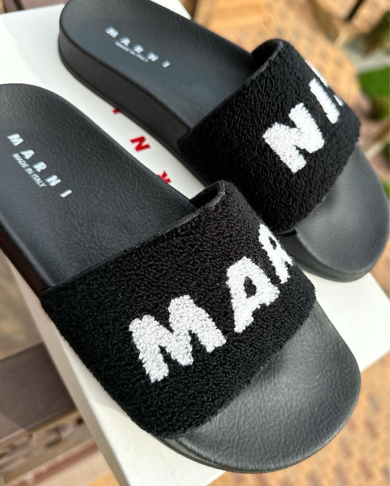 Слайды MARNI оригинал, 25 см