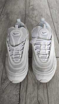 Sprzedam buty Nike 42,5