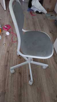 Krzeslo biurowe dla dziecka biurka obrotowe