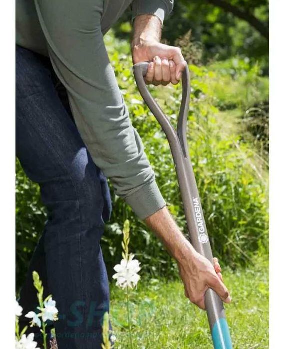 Вила садові Gardena NatureLine D-подібна рукоятка 117 см. (17002-20).