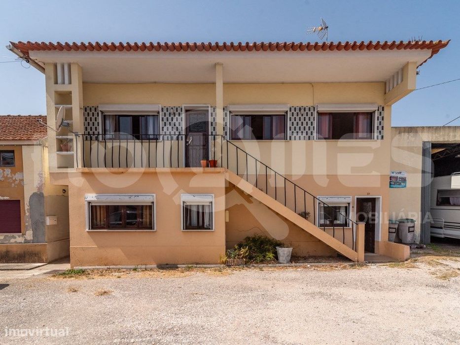 Moradia | 2 Pisos | Oportunidade | Rentabilidade |