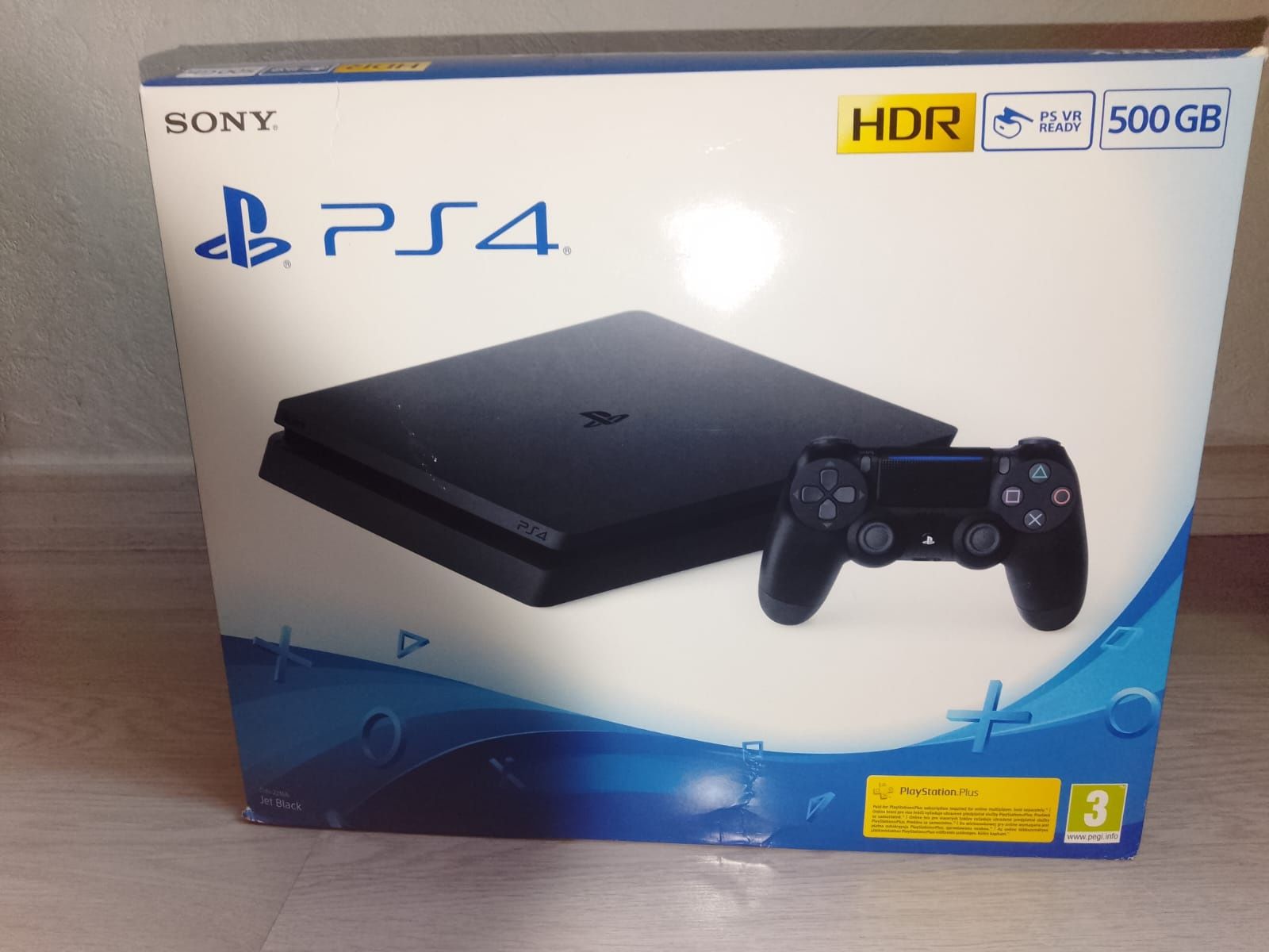 PlayStation 4 slim