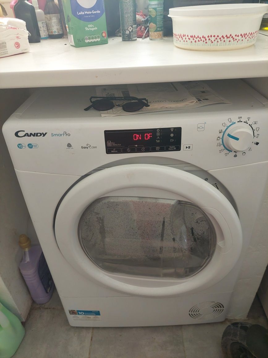 Vendo máquina  de secar roupa
