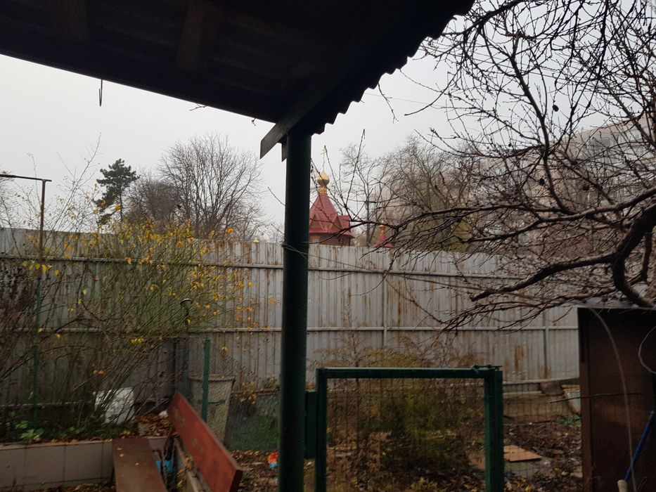 Продам дом с участком район Архитекторской/Отважных