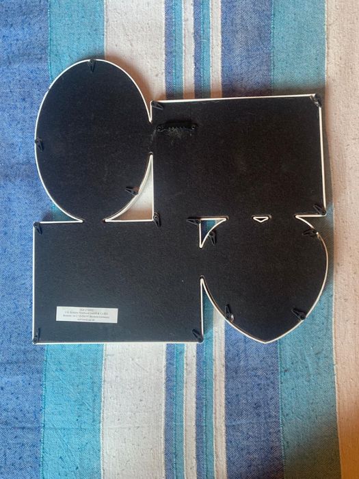 Moldura para 4 fotografias