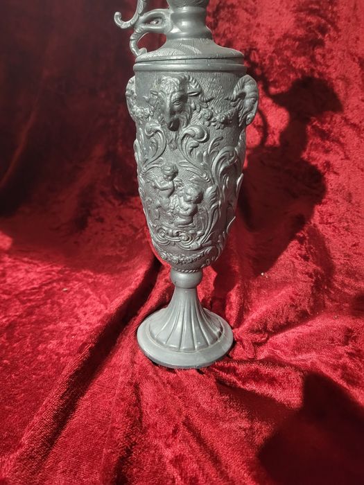 Cynowy kielich zdobiony czara ampułka wazon z cyny