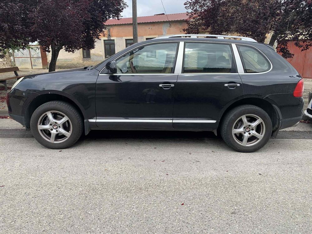 Porsche Cayenne 3.2 triptonic