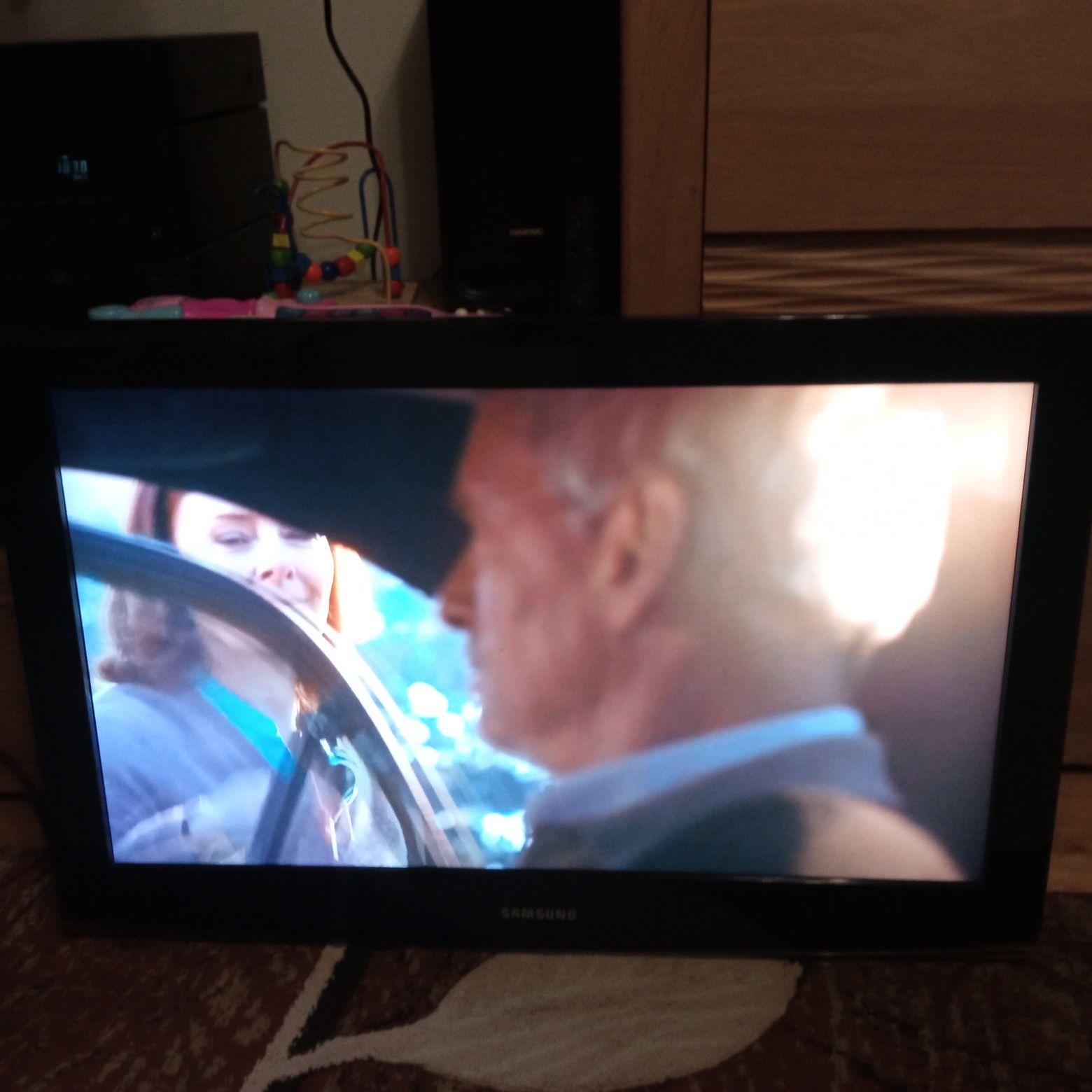 Telewizor LCD SAMSUNG 32" LE32a450c2