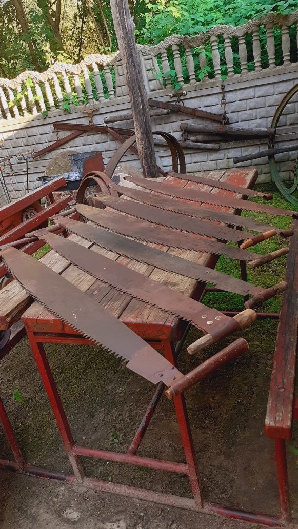 Stare Piły od Sìę do się z prl jako ozdoba lub dekoracja lub inne
