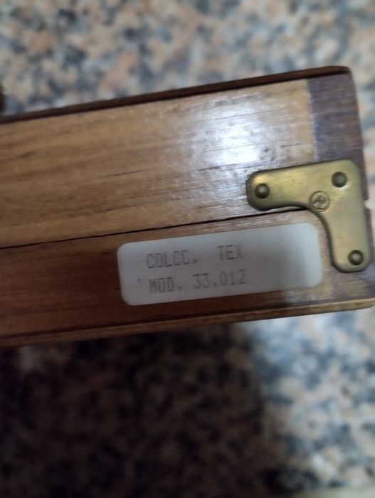 Conjunto carteiras LeathenNorth edição limitada vintage com estojo.