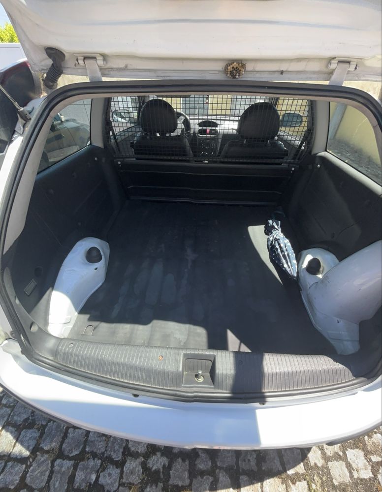Opel corsa c 1.3 cdti em otimo estado