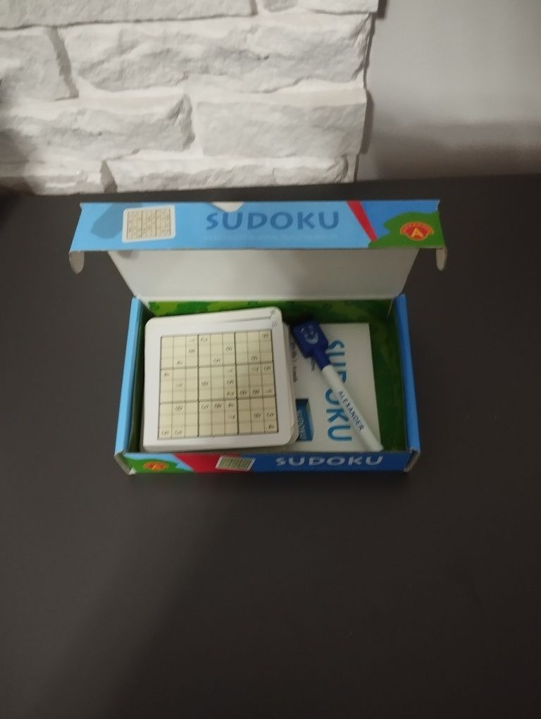 Gra Sudoku i Monety-dwie gry