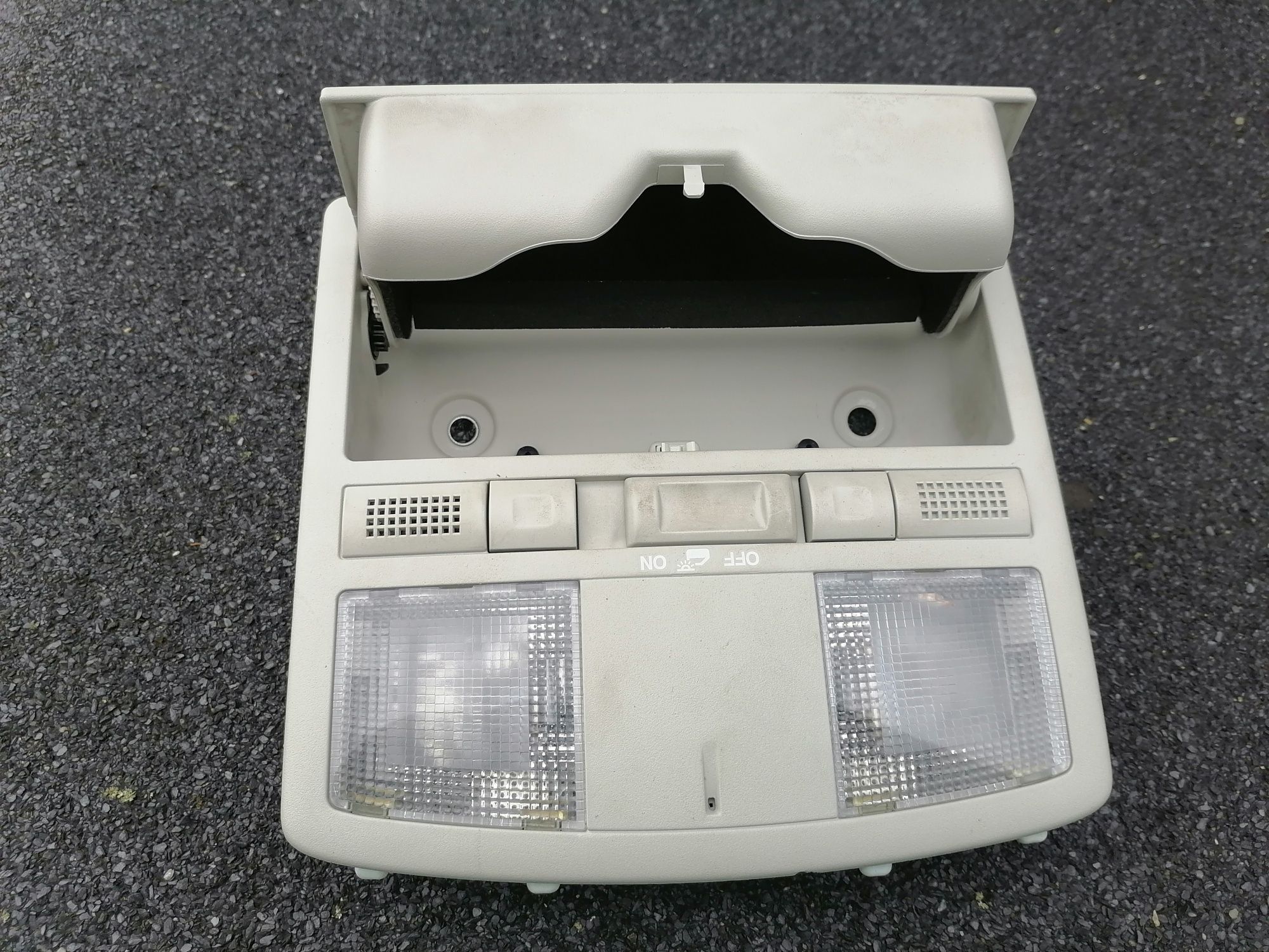 Mazda 6gh lampka podsufitki schowek