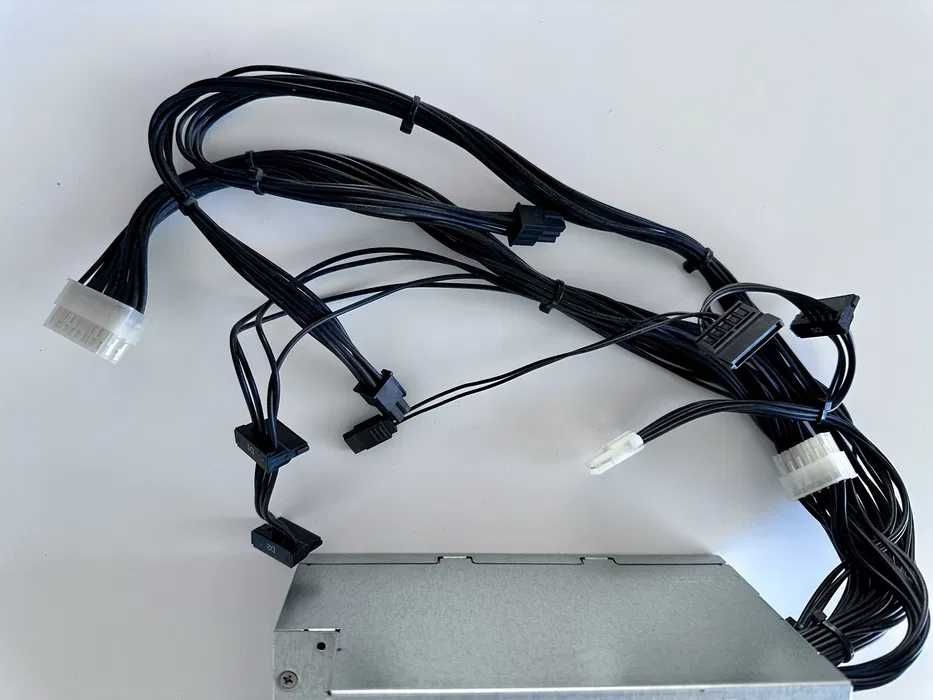 Zasilacz Delta DPS-700AB Moc: 700W