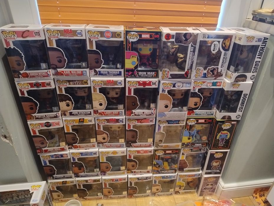 Funko pop NBA spiderman