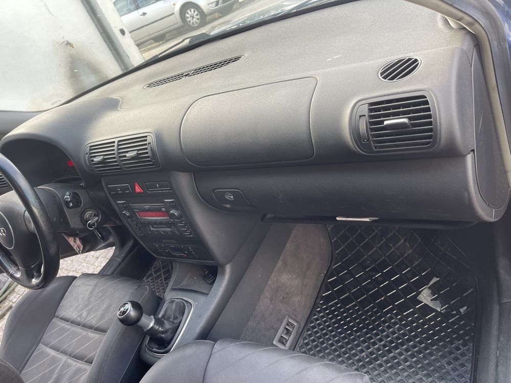 Tablier preto audi a3 8l rystiling 2002