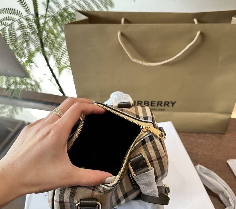 Burberry сумка жіноча бежева alo louis loro christian женская