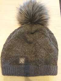 Nowa czapka zimowa z pomponem