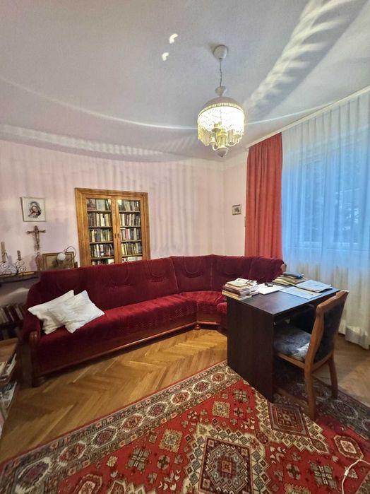 Продаж будинку м. Винники вул Львівська біля озера