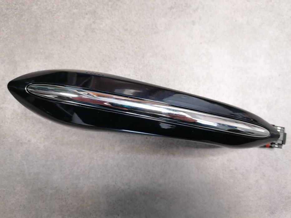 BMW F10 F11 F01 F07 Klamka prawa uchwyt prawy A89 nowa comfort access