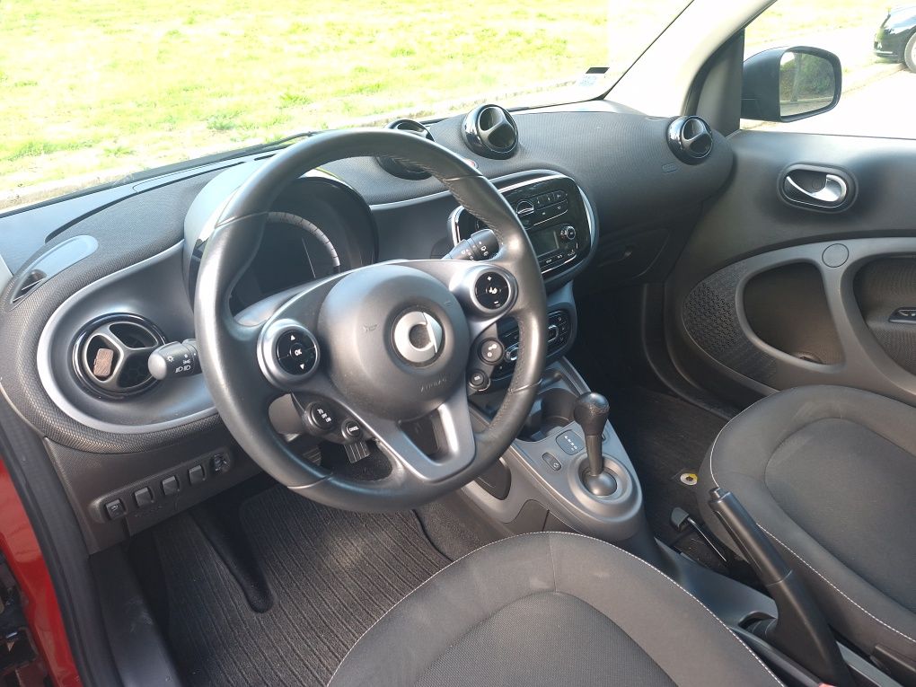 SMART FOUR Two 90 cv , 2019 - como novo