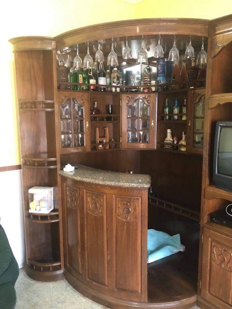 Bar rustico………….