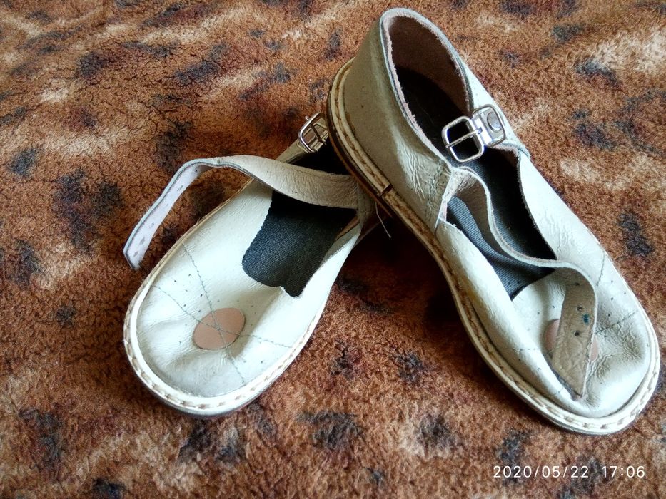 Обувь детская новая