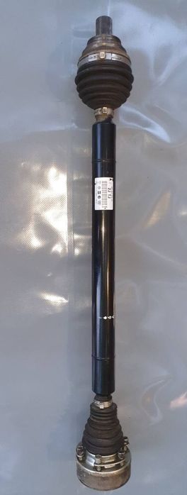 Полуось (привод)  правая, левая 1K4C7272JT VAG .Audi,  Seat, Skoda