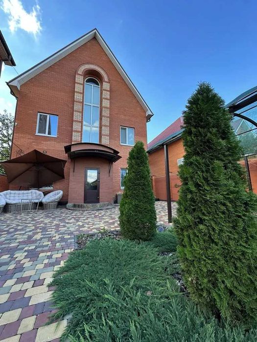 Продажа. Дом с ремонтом. Левый берег, р-н ж/м Клочко