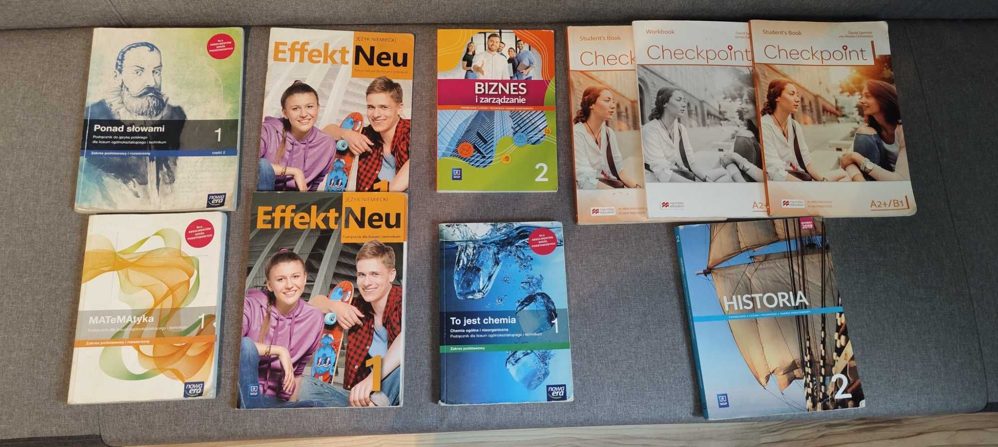 Sprzedam książki do liceum lub technikum