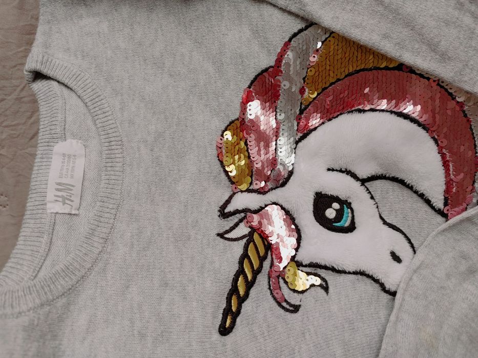 Sweterek jednorożec odwracane cekiny h&m 110 116