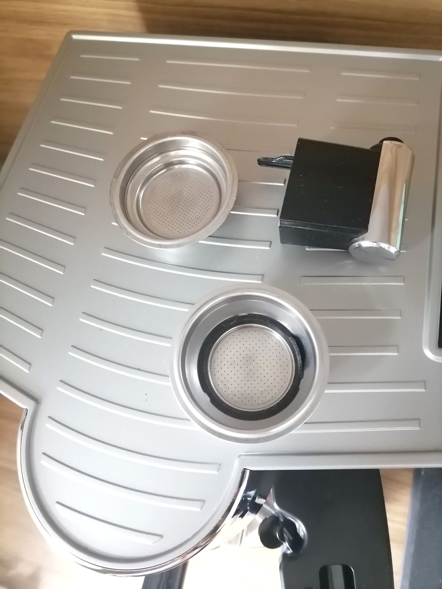 Ekspres kawy delonghi ec 850 cappuccino spieniacz nivona jura