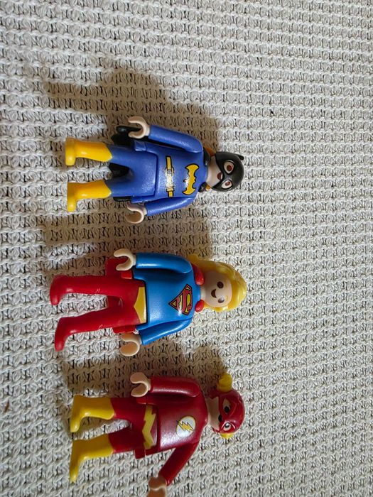 Bonecos DC playmobil ovo kinder 2025