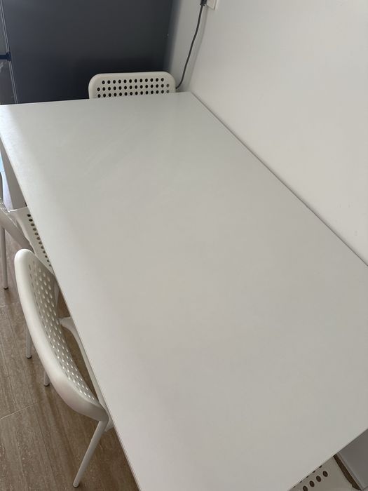 Mesa IKEA Vihals