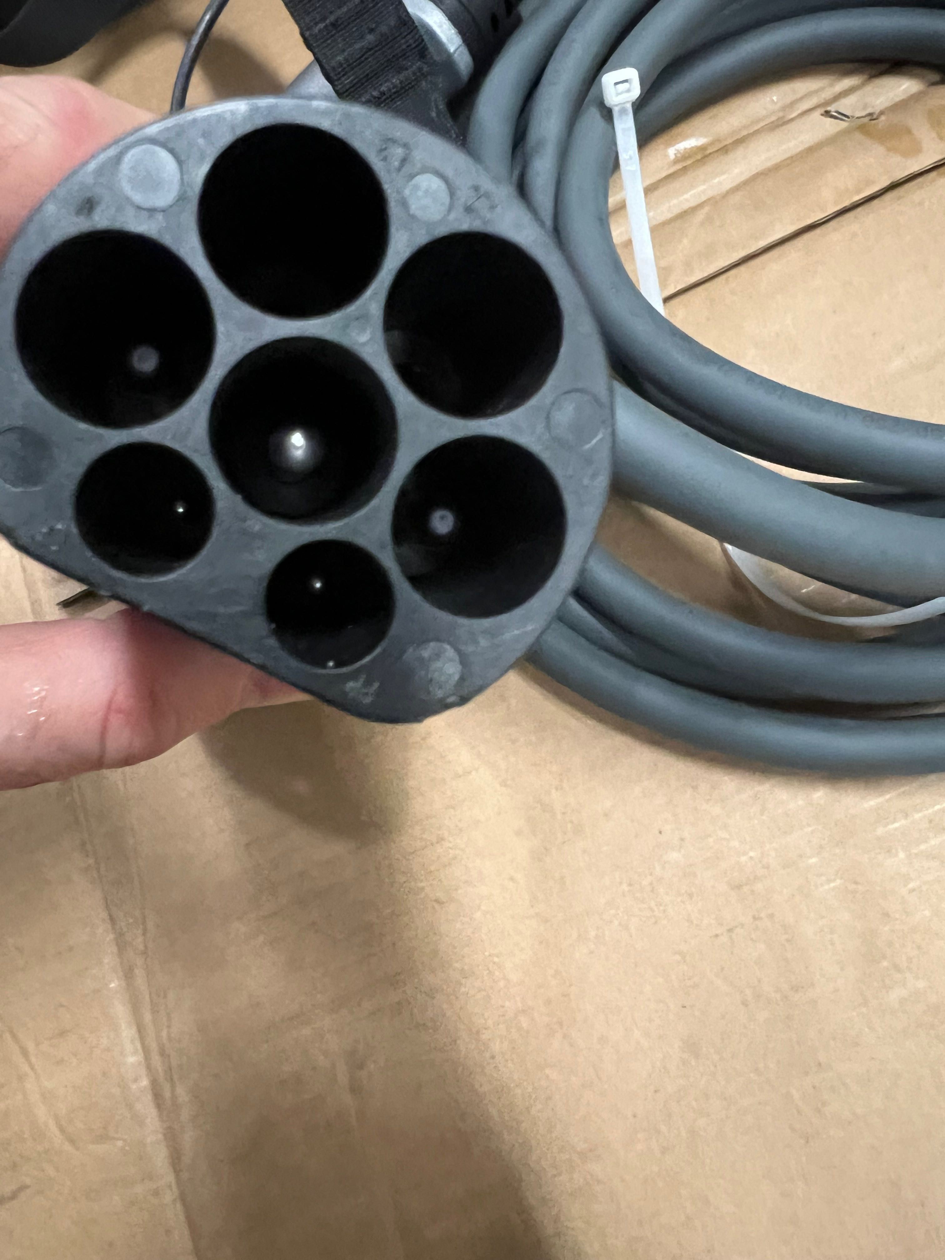 Ładowarka Kabel Przewód do samochodów elektrycznych BMW i3 i8 X3